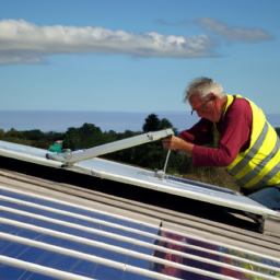 Service d'Entretien Préventif pour Prolonger la Durée de Vie de vos Panneaux Solaires Halluin